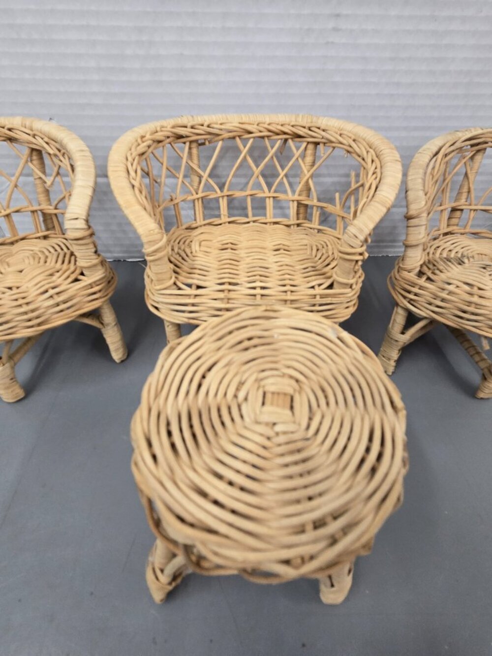 1963 Barbie Doll Case Vintage Wicker set Mixed Dolls Clothes Lot AS IS - Picture 2 of 16
